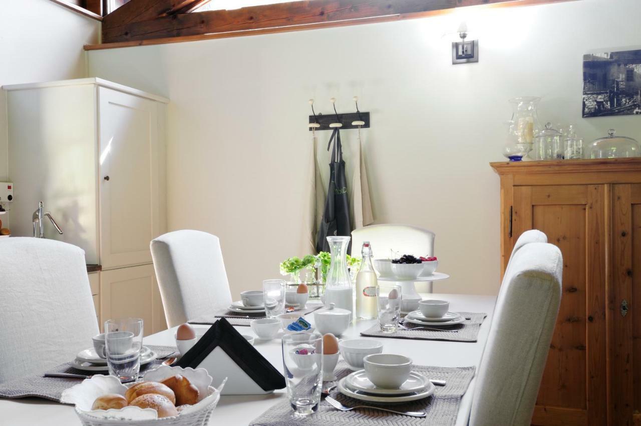 B&B Il Sambuco Vignola  Luaran gambar